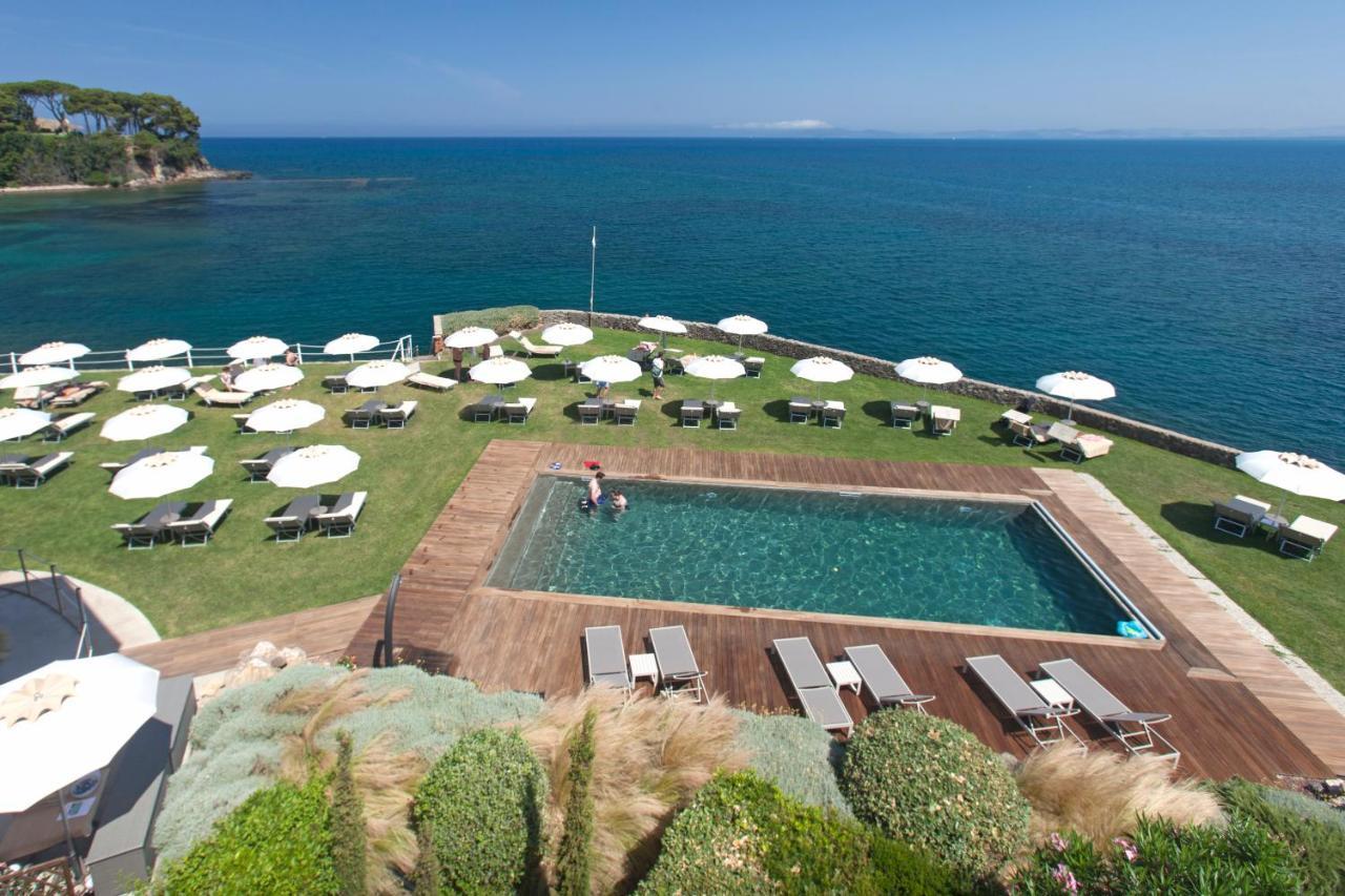 Hotel Villa Domizia 포르투산투스테파노 외부 사진