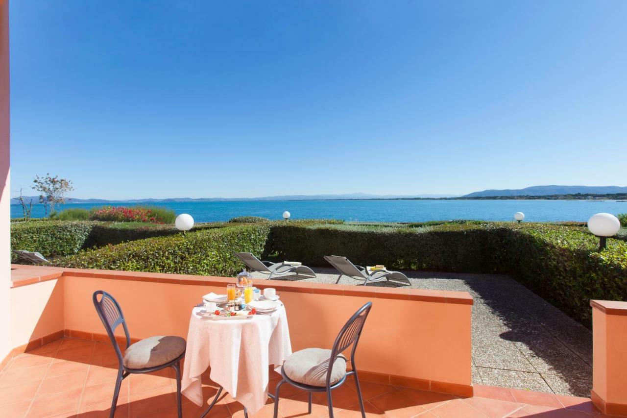 Hotel Villa Domizia 포르투산투스테파노 외부 사진